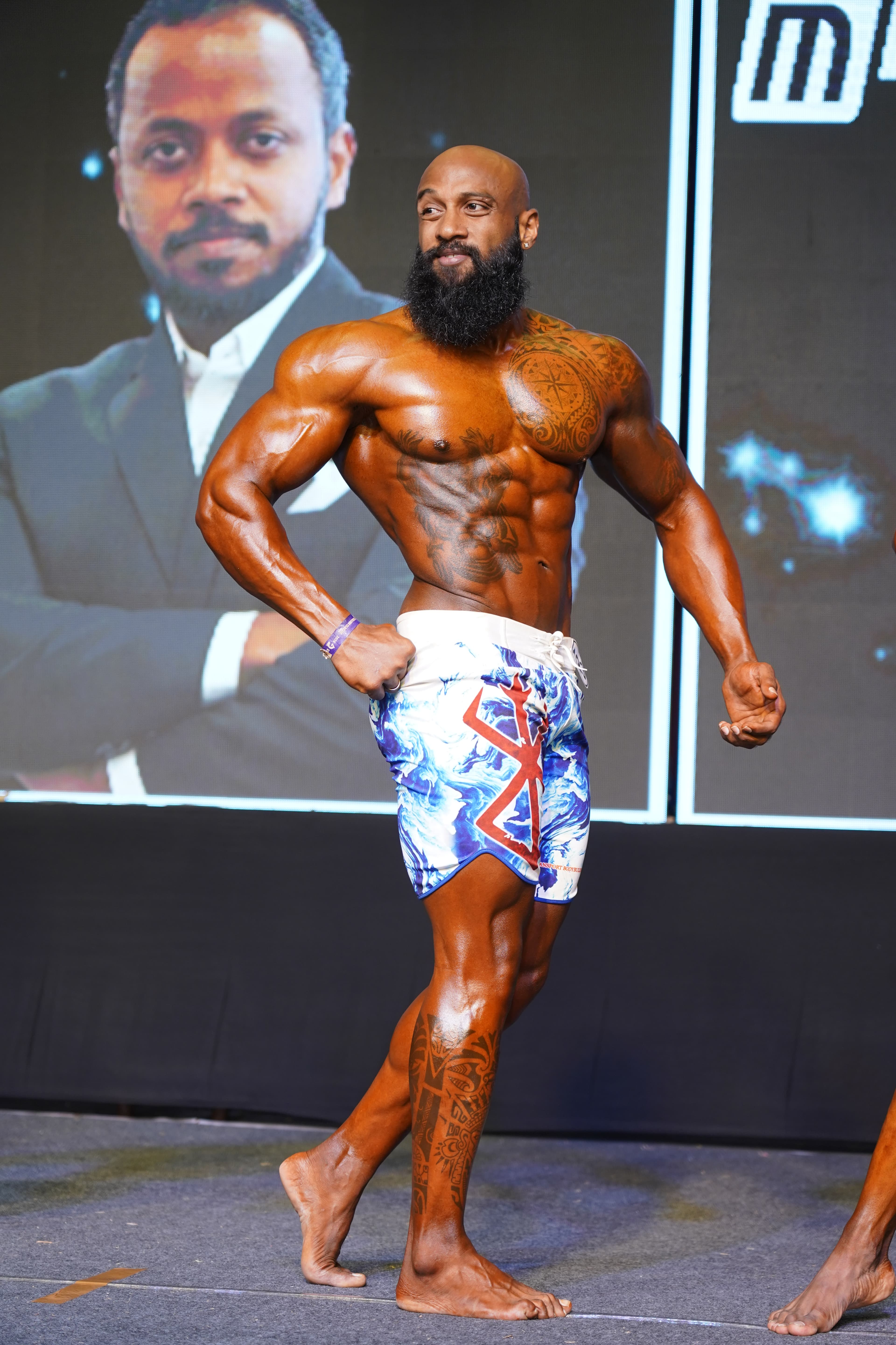 MENS PHYSIQUE